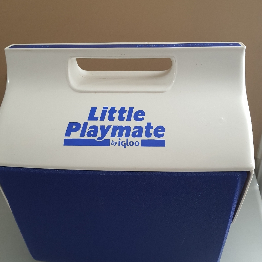 IGLOO 'Little Playmate' Cooler